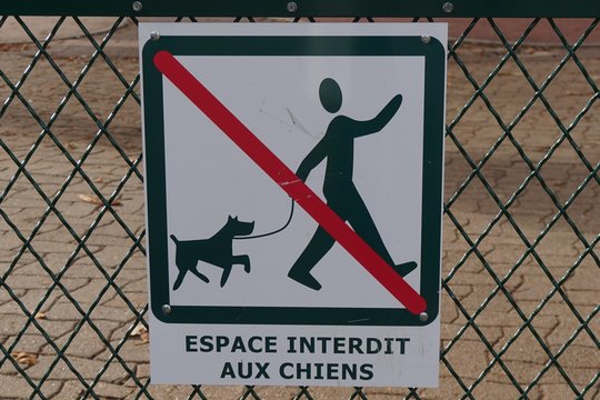 Panneau : espace Interdit aux chiens